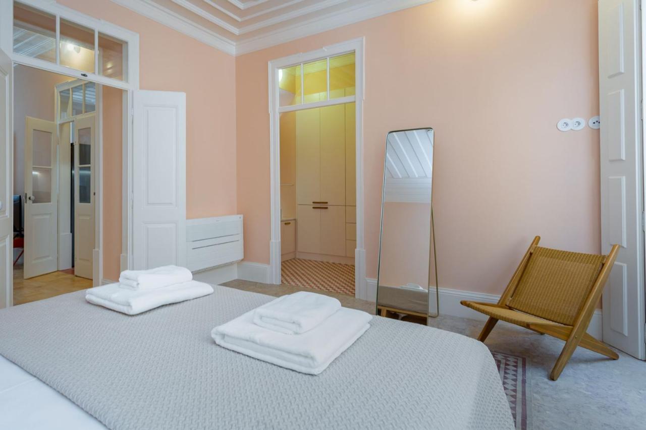 Apartment Pombaline Building W/pool By Lovelystay Vila Real de Santo Antonio