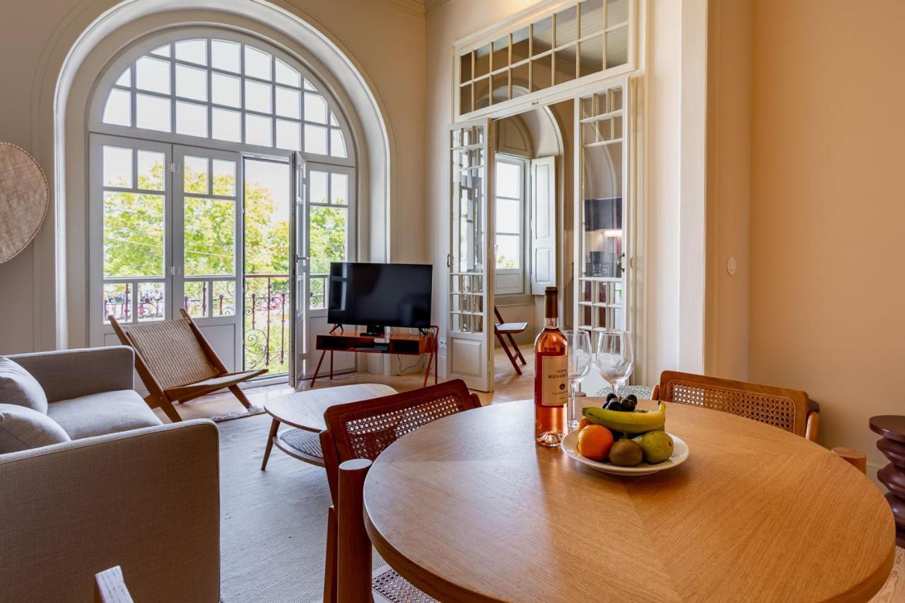 Apartment Pombaline Building W/pool By Lovelystay